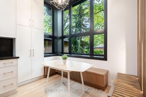 Photo 9 at 58 Farningham Crescent, Rosethorn, Toronto