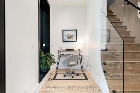 Photo 18 at 58 Farningham Crescent, Rosethorn, Toronto