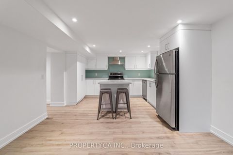 Photo 41 at 58 Farningham Crescent, Rosethorn, Toronto