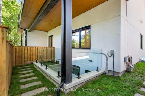 Photo 44 at 58 Farningham Crescent, Rosethorn, Toronto