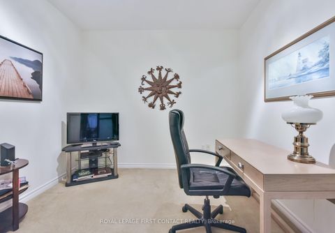 Photo 14 at 509 - 6 Toronto Street, City Centre, Barrie