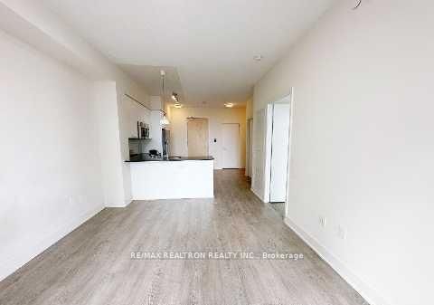 Photo 7 at 1501 - 30 Roehampton Avenue, Mount Pleasant West, Toronto