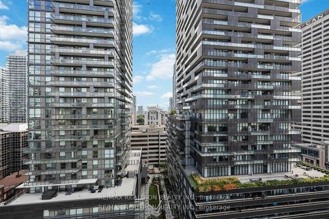 Photo 15 at 1501 - 30 Roehampton Avenue, Mount Pleasant West, Toronto