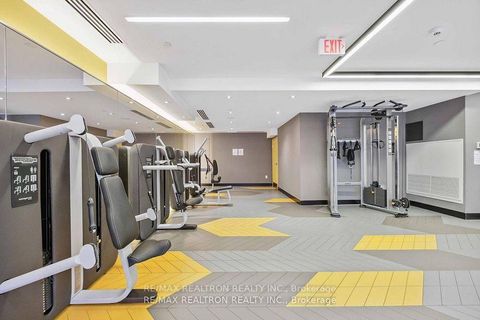 Photo 18 at 1501 - 30 Roehampton Avenue, Mount Pleasant West, Toronto