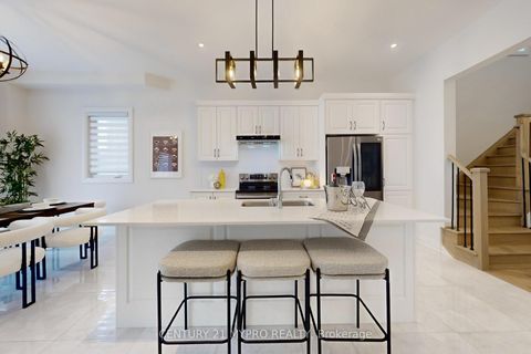 Photo 1 at 6 Longworth Avenue, Rural Richmond Hill, Richmond Hill