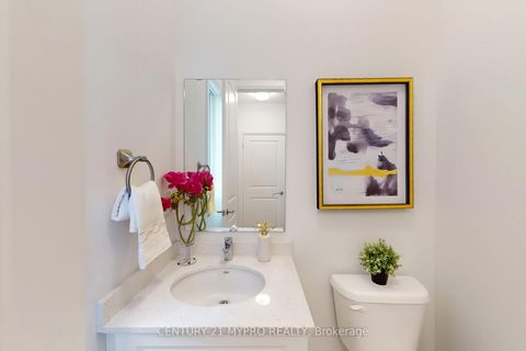 Photo 14 at 6 Longworth Avenue, Rural Richmond Hill, Richmond Hill