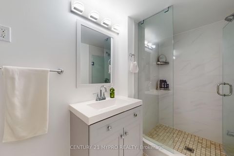 Photo 38 at 6 Longworth Avenue, Rural Richmond Hill, Richmond Hill