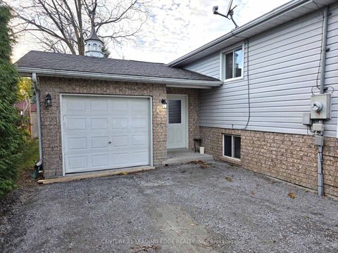 Photo 1 at 8 Lorne Street, Sutton & Jackson's Point, Georgina