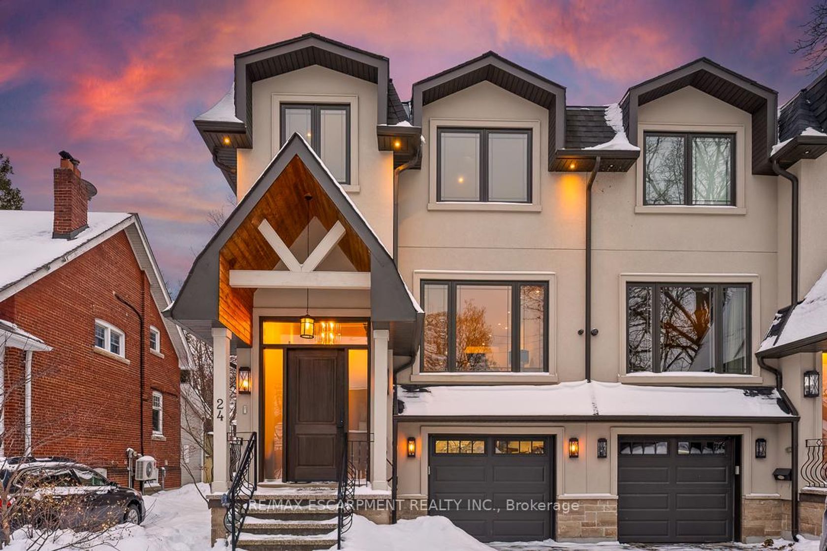 24 Cayuga Avenue, Port Credit, Mississauga 