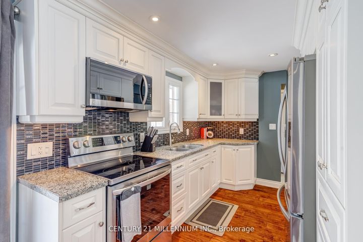 Photo 7 at 58 Ridgehill Drive, Brampton South, Brampton