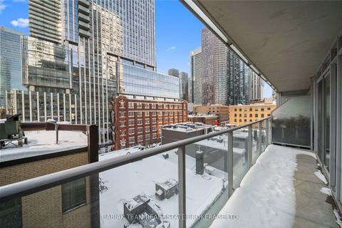 Photo 15 at 632 - 21 Nelson Street, Waterfront Communities C1, Toronto