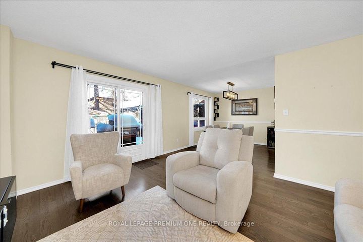 Photo 13 at 30 Mitchell Avenue, Heart Lake West, Brampton