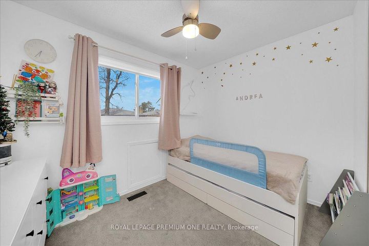 Photo 16 at 30 Mitchell Avenue, Heart Lake West, Brampton