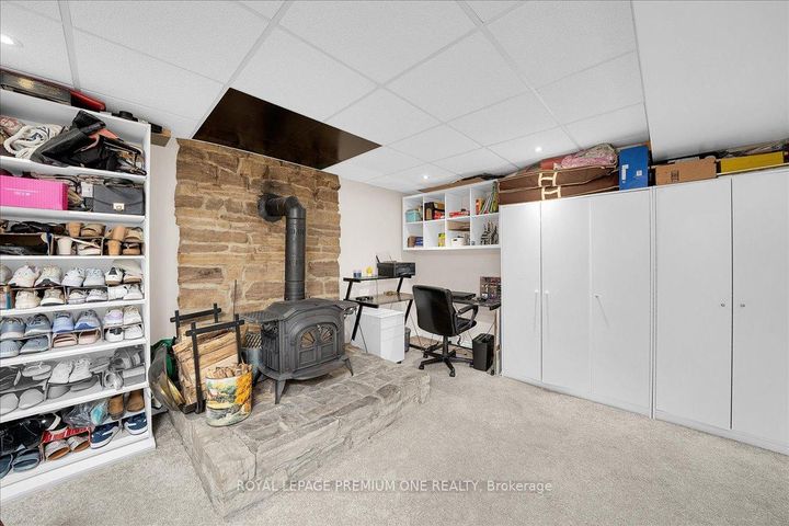 Photo 18 at 30 Mitchell Avenue, Heart Lake West, Brampton