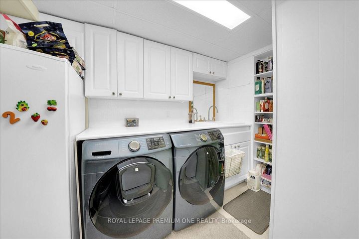 Photo 20 at 30 Mitchell Avenue, Heart Lake West, Brampton