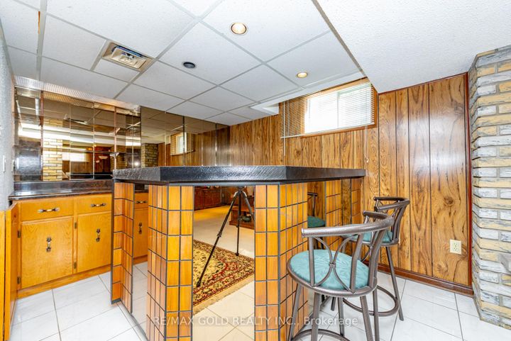 Photo 22 at 64 Malcolm Crescent, Central Park, Brampton