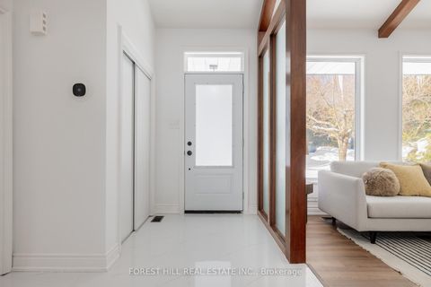 Photo 2 at 37 Farmcote Road, Don Mills, Toronto