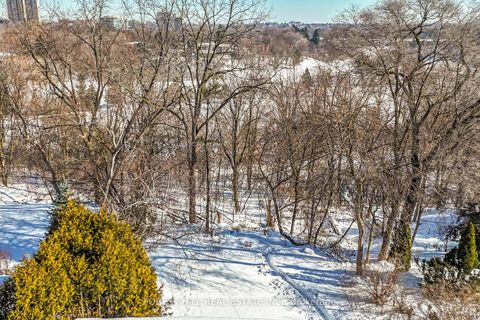 Photo 38 at 37 Farmcote Road, Don Mills, Toronto