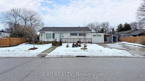Photo 0 at 12 Bonnechere Crescent, Bendale, Toronto