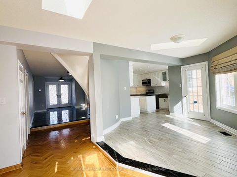 Photo 8 at 191 Burton Grove, King City, King