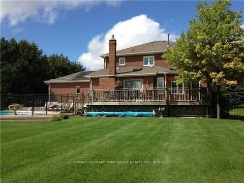 Photo 23 at 191 Burton Grove, King City, King