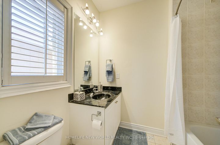 Photo 12 at 131 Ner Israel Drive, Patterson, Vaughan