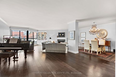 Photo 4 at 818 - 80 Front Street E, Yonge Corridor, Toronto