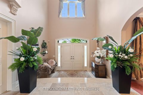 Photo 5 at 2 Prince Adam Court, King City, King