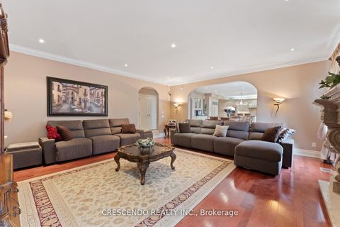 Photo 13 at 2 Prince Adam Court, King City, King