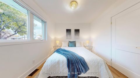 Photo 20 at 105 Baltray Crescent, Donalda, Toronto