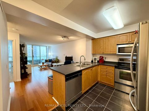 Photo 12 at 712 - 350 Red Maple Road, Langstaff, Richmond Hill