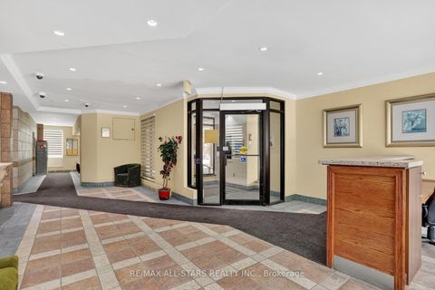 Photo 2 at 501 - 90 Ling Road, West Hill, Toronto