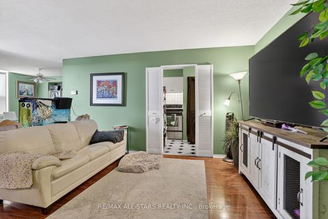 Photo 8 at 501 - 90 Ling Road, West Hill, Toronto