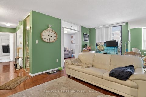 Photo 10 at 501 - 90 Ling Road, West Hill, Toronto