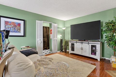 Photo 11 at 501 - 90 Ling Road, West Hill, Toronto