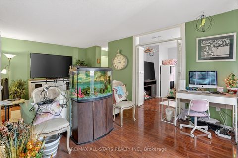 Photo 13 at 501 - 90 Ling Road, West Hill, Toronto