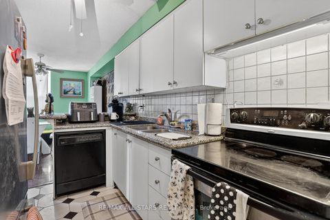 Photo 19 at 501 - 90 Ling Road, West Hill, Toronto