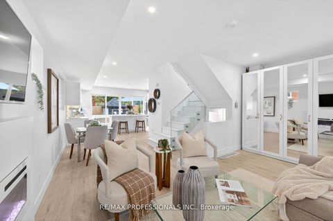 Photo 8 at 22 Ninth Street, New Toronto, Toronto