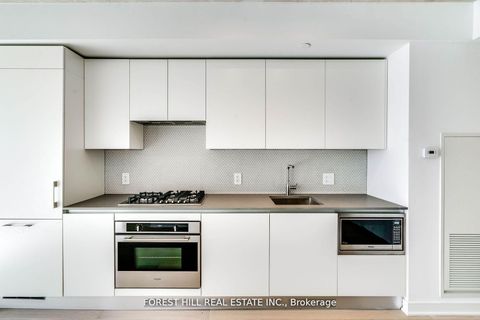 Photo 11 at 401 - 2720 Dundas Street W, Junction Area, Toronto