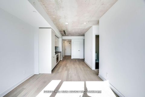 Photo 15 at 401 - 2720 Dundas Street W, Junction Area, Toronto