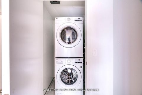 Photo 19 at 401 - 2720 Dundas Street W, Junction Area, Toronto