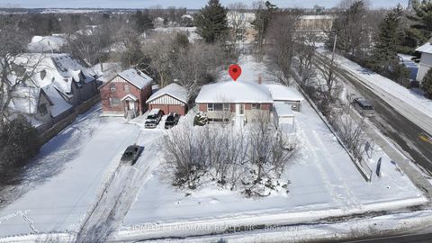 Photo 12 at 108 Garden Avenue, South Richvale, Richmond Hill