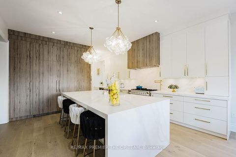 Photo 4 at 3 Westbrooke Boulevard, Nobleton, King