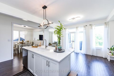 Photo 12 at 114 Thicketwood Avenue, Rural Barrie Southeast, Barrie