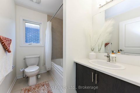 Photo 20 at 114 Thicketwood Avenue, Rural Barrie Southeast, Barrie