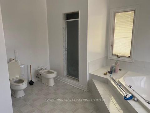 Photo 17 at 17 Dunloe Road, Bayview Hill, Richmond Hill