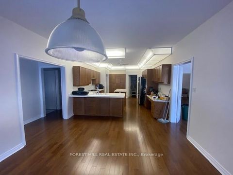 Photo 25 at 17 Dunloe Road, Bayview Hill, Richmond Hill