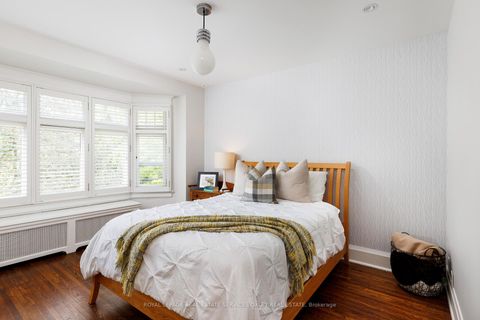 Photo 18 at 9 Lynwood Avenue, Casa Loma, Toronto