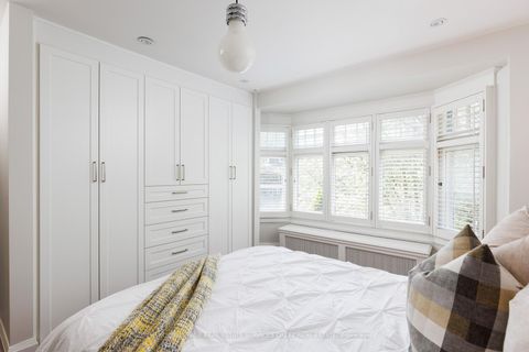 Photo 19 at 9 Lynwood Avenue, Casa Loma, Toronto