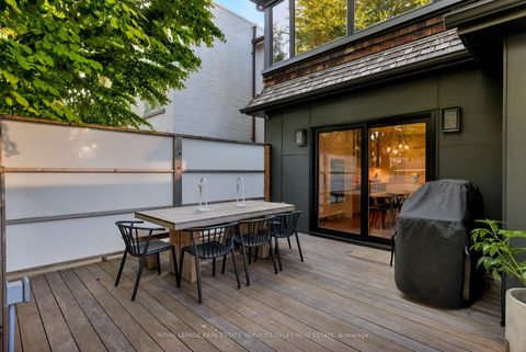 Photo 32 at 9 Lynwood Avenue, Casa Loma, Toronto